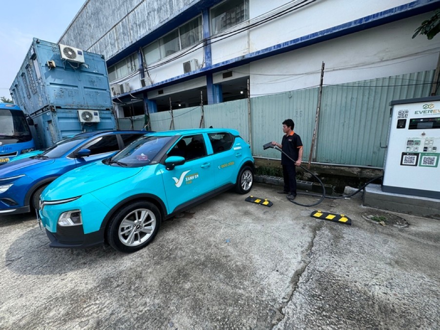 Chính thức có quy định riêng về giá điện cho xe sạc điện